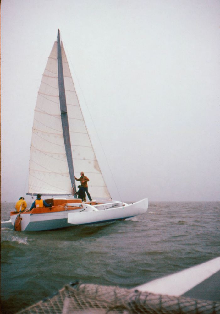 https://www.westsystem.com/app/uploads/2023/06/Flicka-sailing-2.jpg