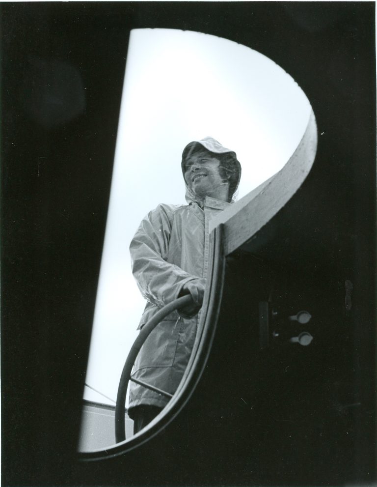 https://www.westsystem.com/app/uploads/2023/06/Jan-on-Rogue-Wave-768x991.jpg