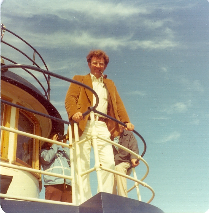 https://www.westsystem.com/app/uploads/2023/06/Meade-c1970-2.jpg