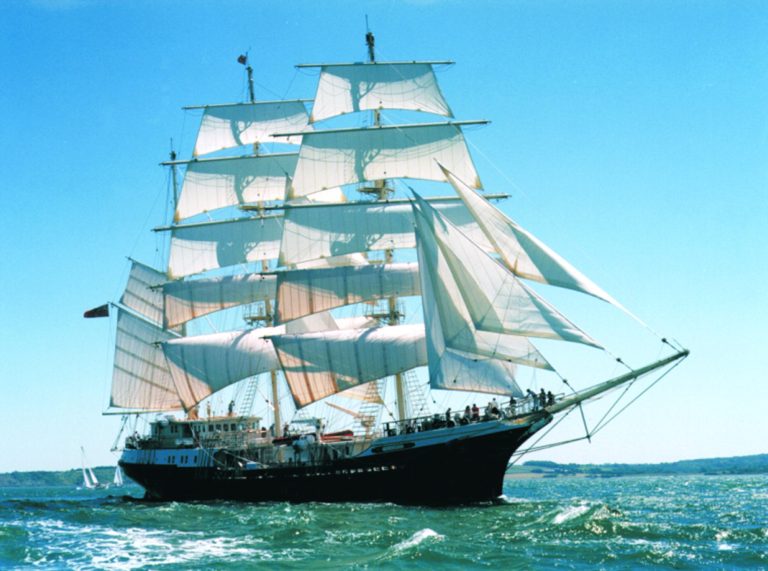 https://www.westsystem.com/app/uploads/2023/06/Tenacious-1-768x571.jpg